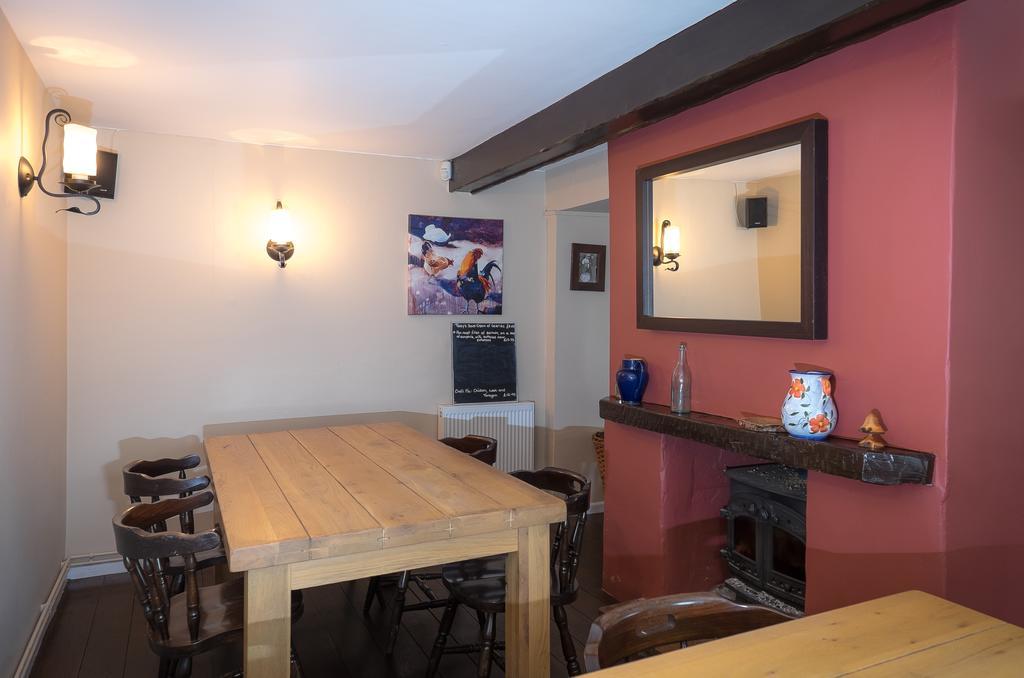 The Chetnole Inn Εξωτερικό φωτογραφία