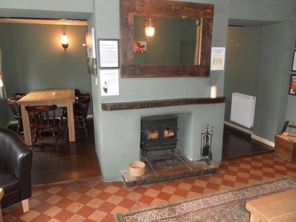 The Chetnole Inn Εξωτερικό φωτογραφία