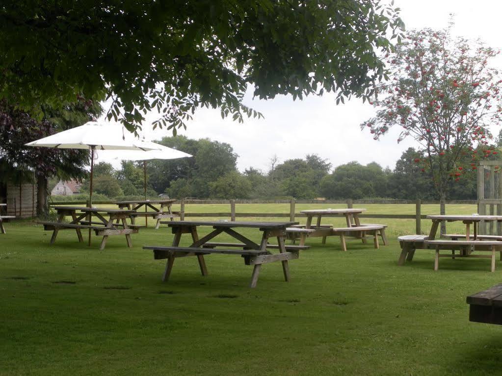 The Chetnole Inn Εξωτερικό φωτογραφία